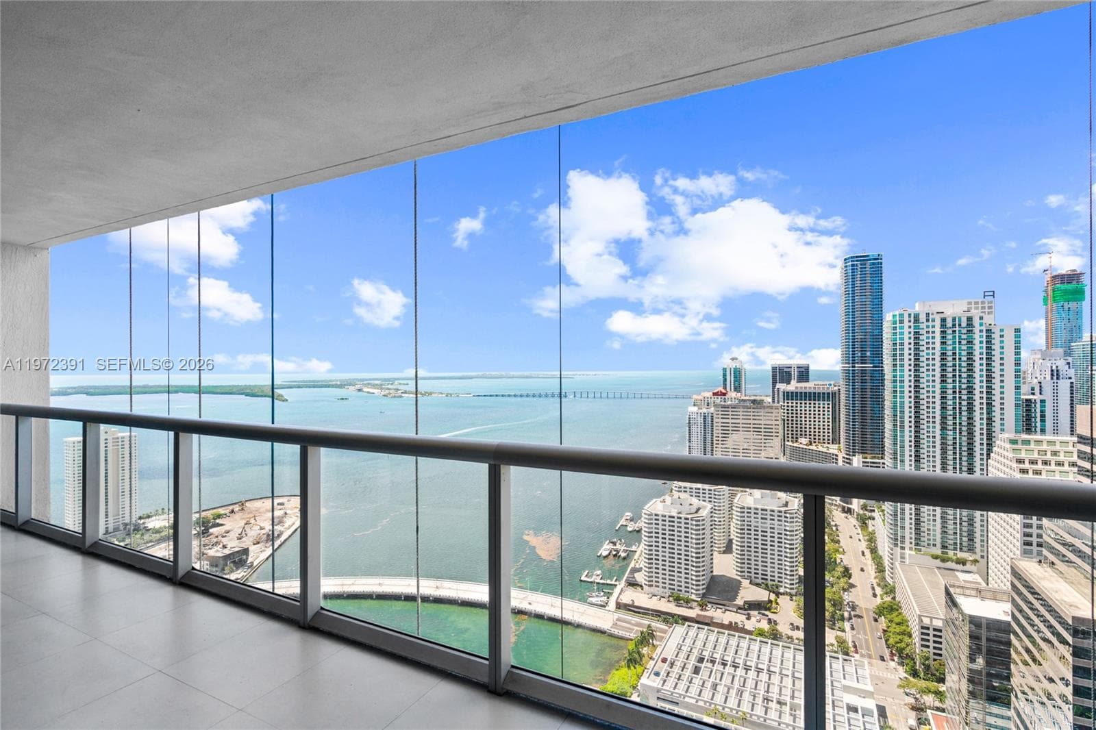 495 Brickell Ave 4705 photo 2