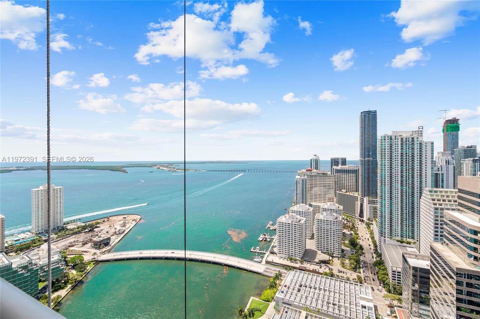 495 Brickell Ave 4705 photo 1
