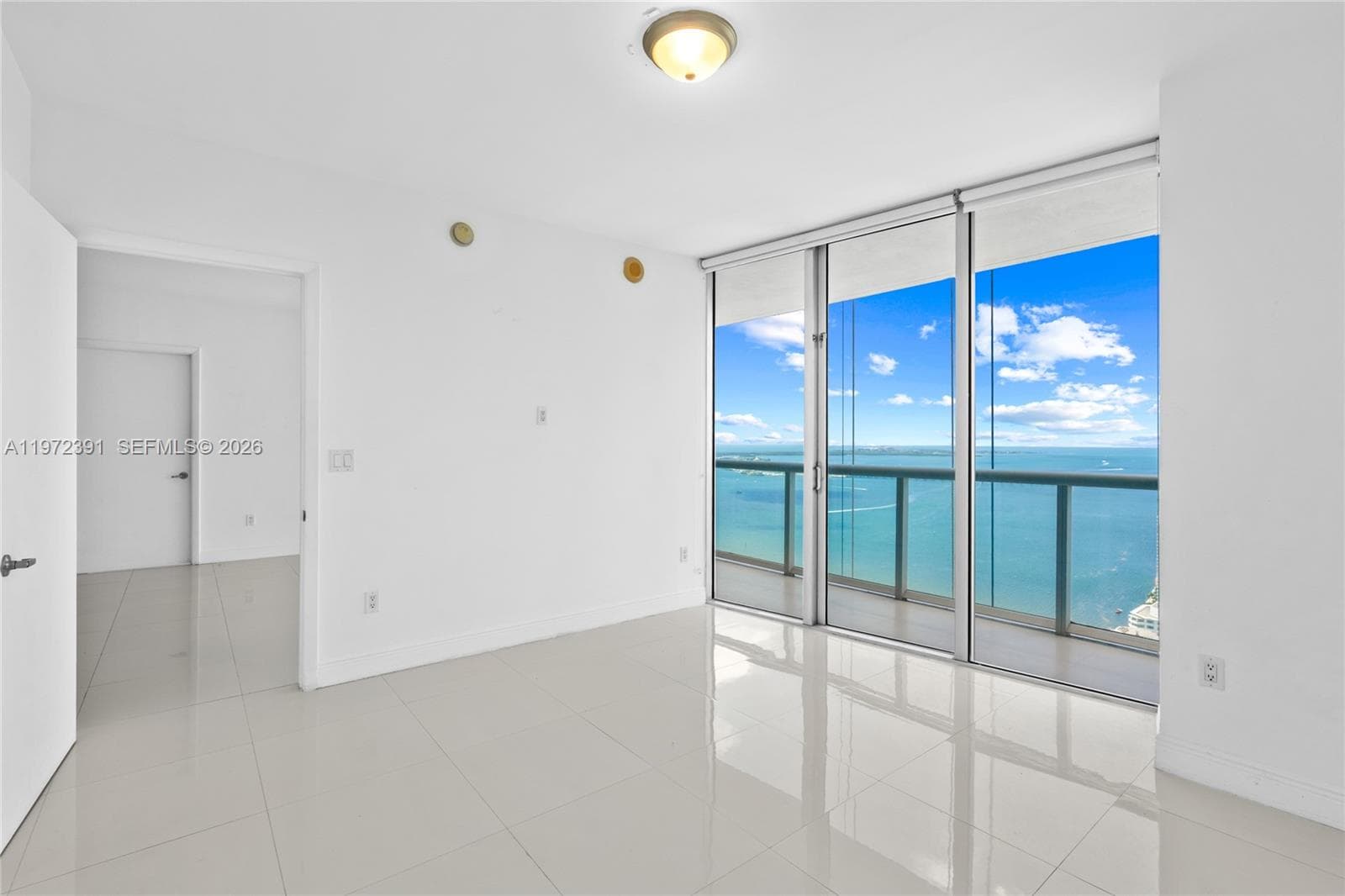 495 Brickell Ave 4705 photo 24