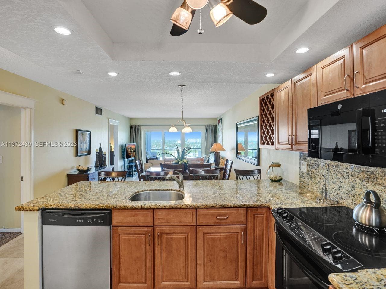 1500 S Ocean Blvd 1408 photo 5