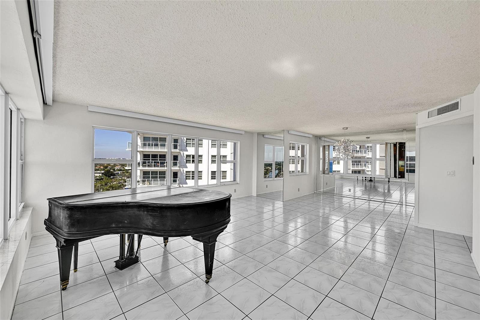 3700 Galt Ocean Drive 1215 photo 4