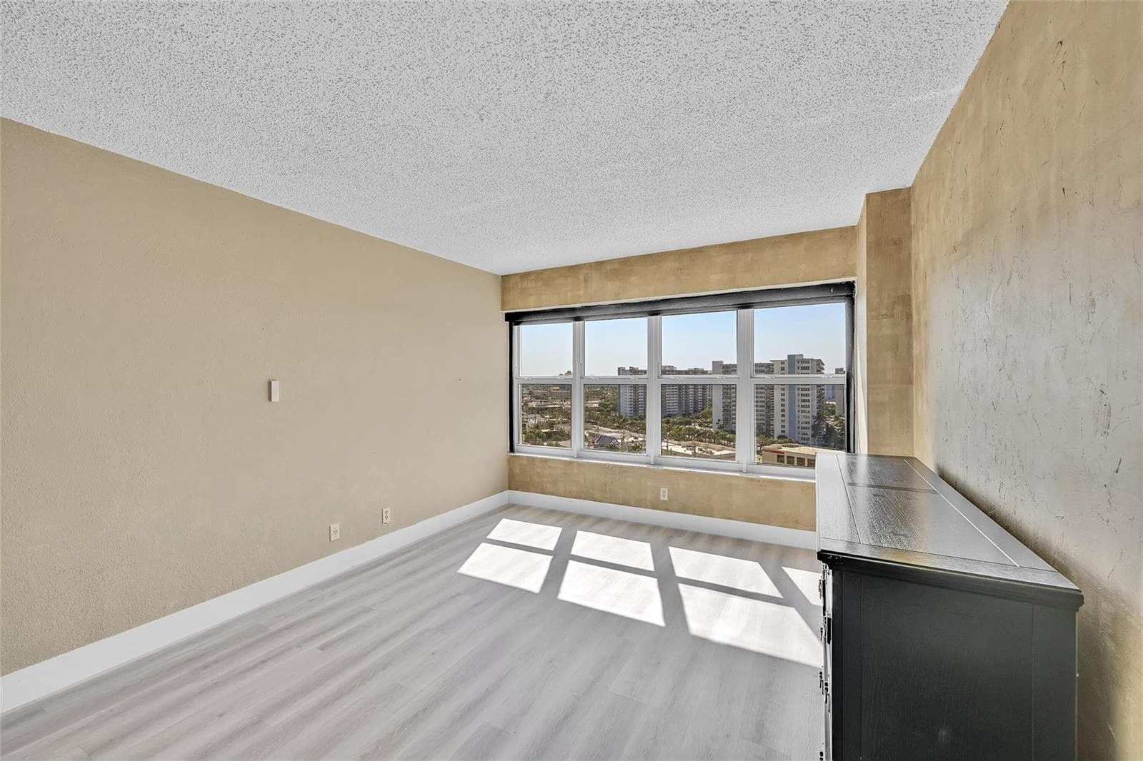 3700 Galt Ocean Drive 1215 photo 21
