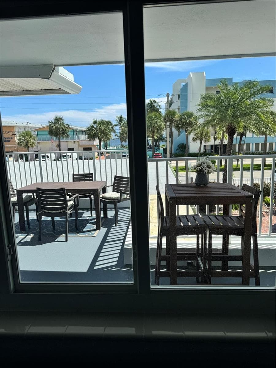 4228 N Ocean Drive 36 photo 22
