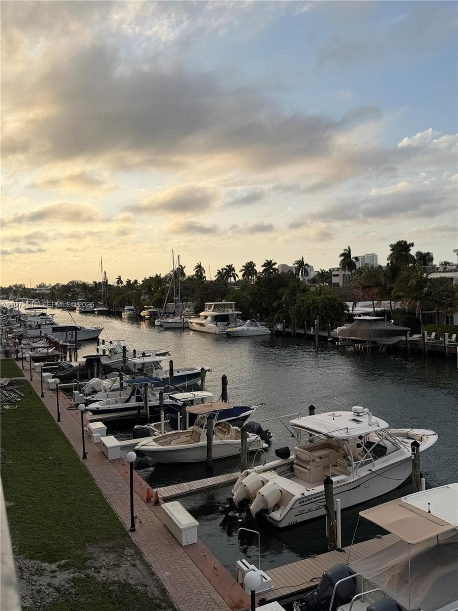 1777 SE 15 street 320 photo 2