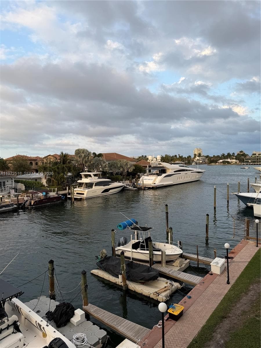 1777 SE 15 street 320 photo 1