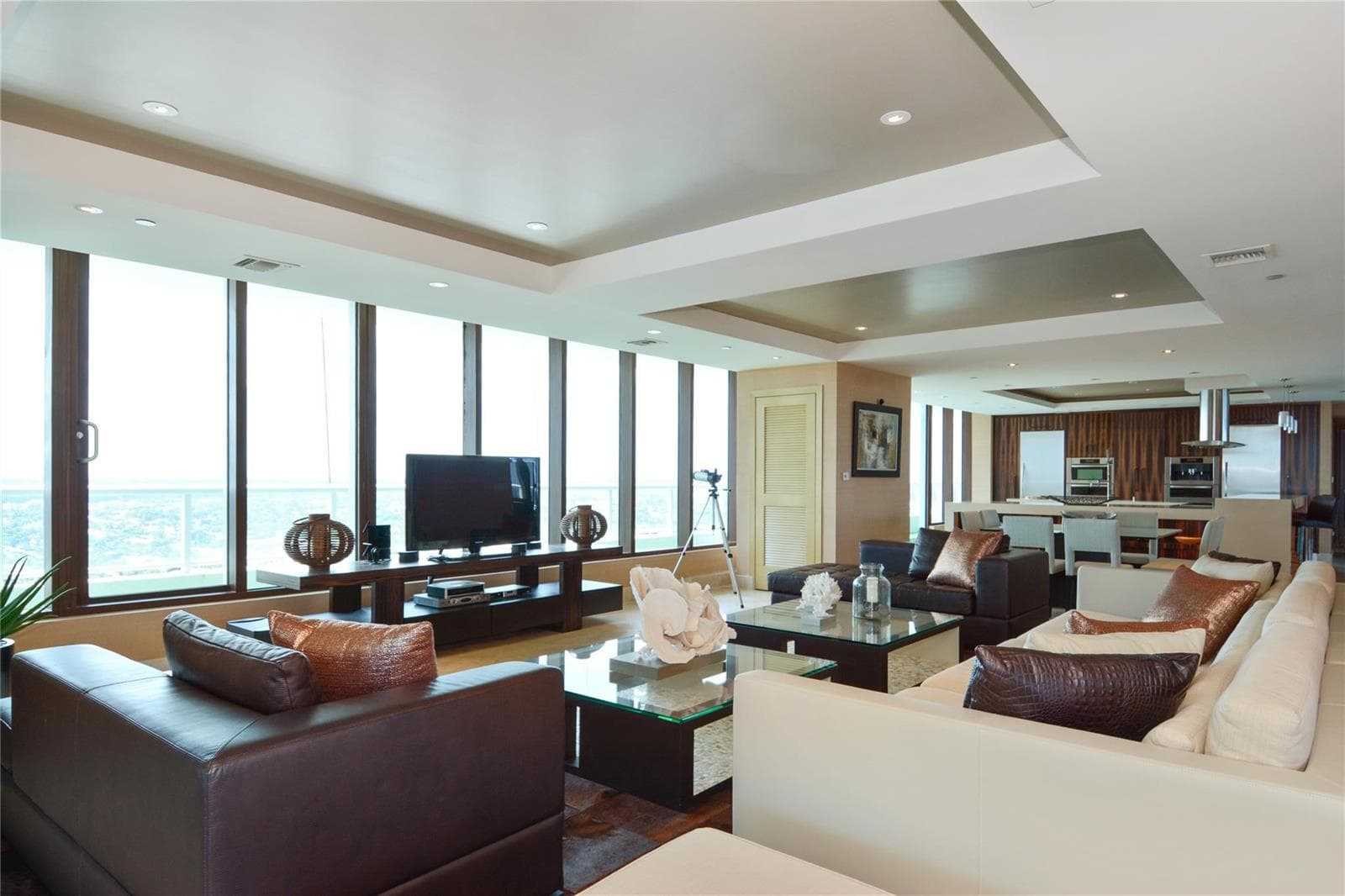 1 N Fort Lauderdale Beach Boulevard Lp 2302 photo 14