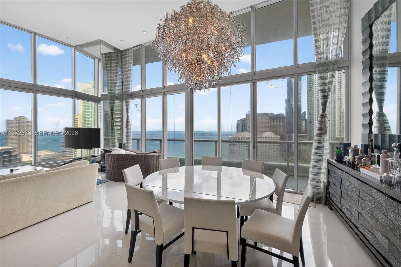 495 Brickell avenue 2201 photo 2