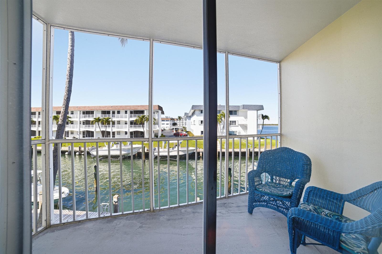 101 Doolen Court 207 photo 15