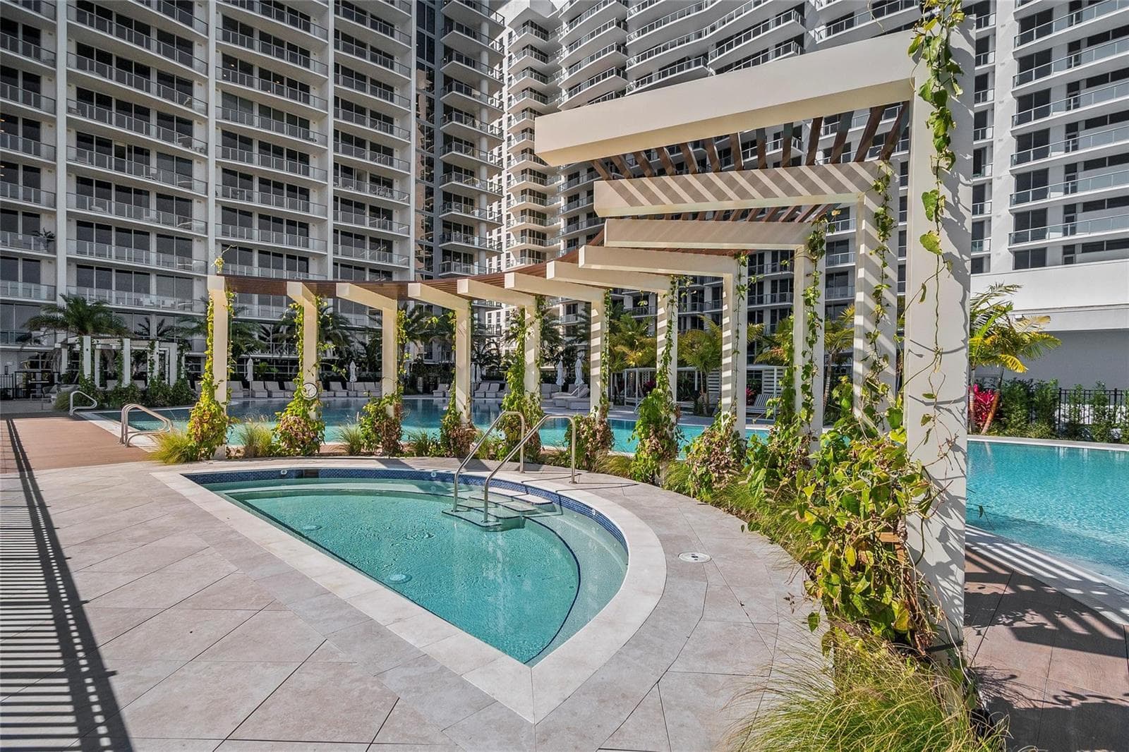 220 Lake Shore Drive 1417 photo 18