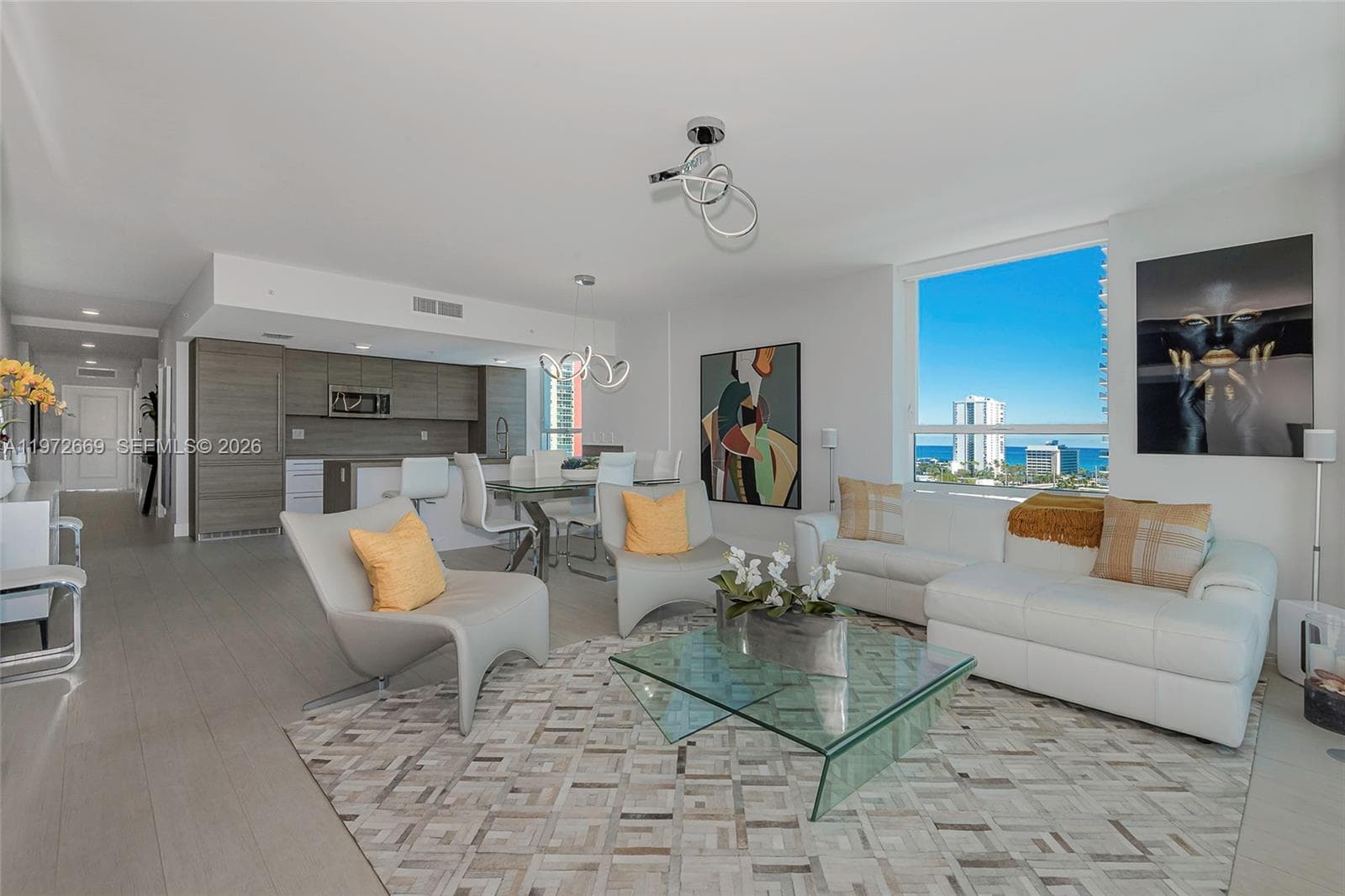 400 Sunny Isles Blvd 1222 SE CORNER UNIT photo 2