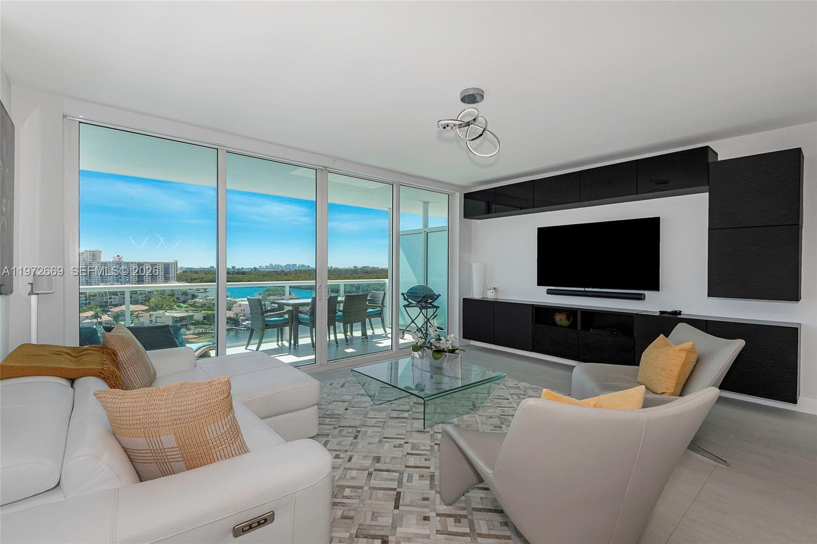 400 Sunny Isles Blvd 1222 SE CORNER UNIT photo 6
