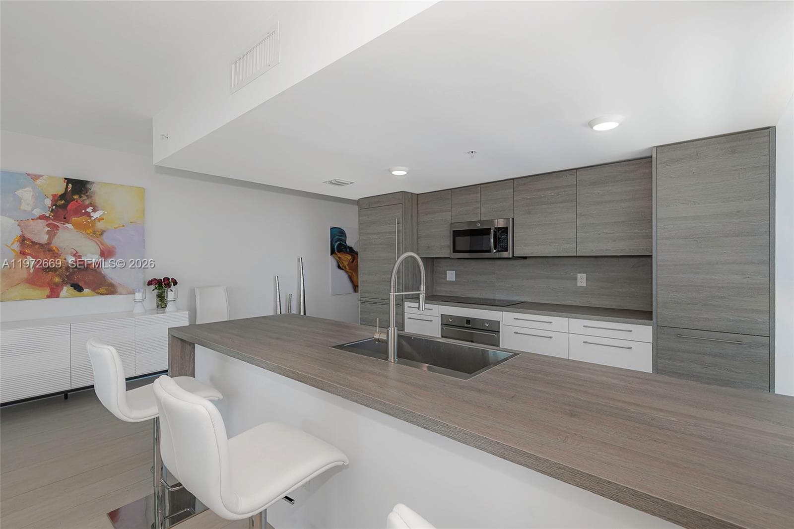 400 Sunny Isles Blvd 1222 SE CORNER UNIT photo 12