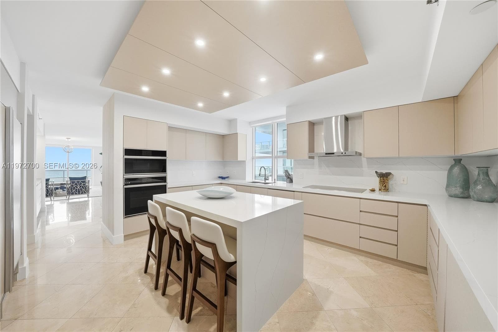 5801 Collins Ave 700 photo 7