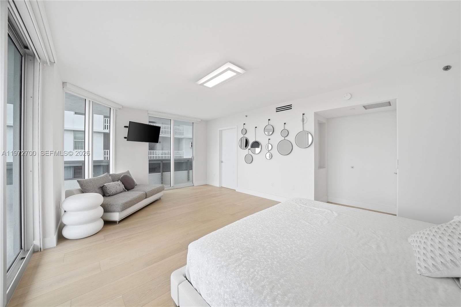 5801 Collins Ave 700 photo 21