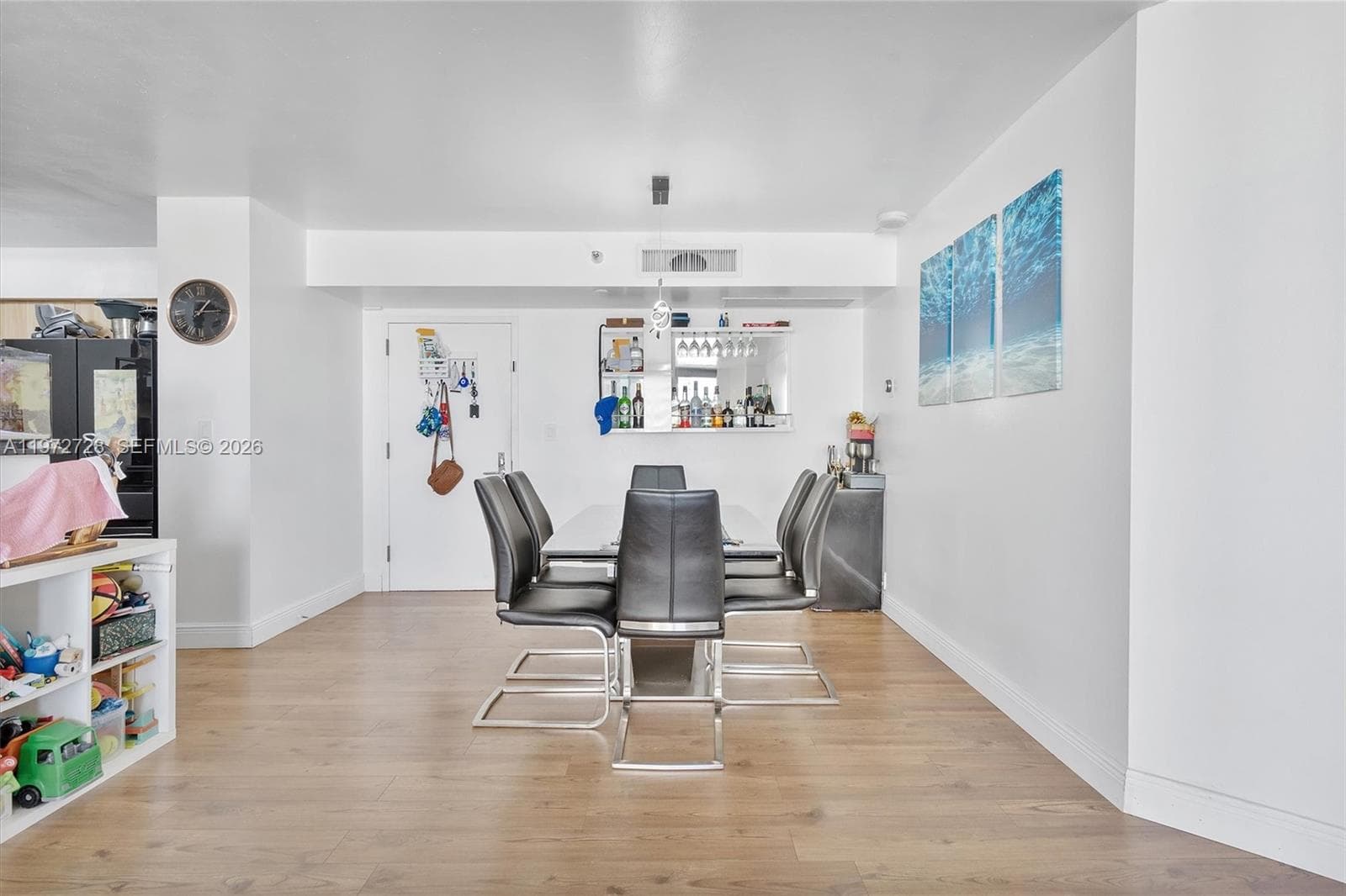 3530 Mystic Pointe Dr 2907 photo 14