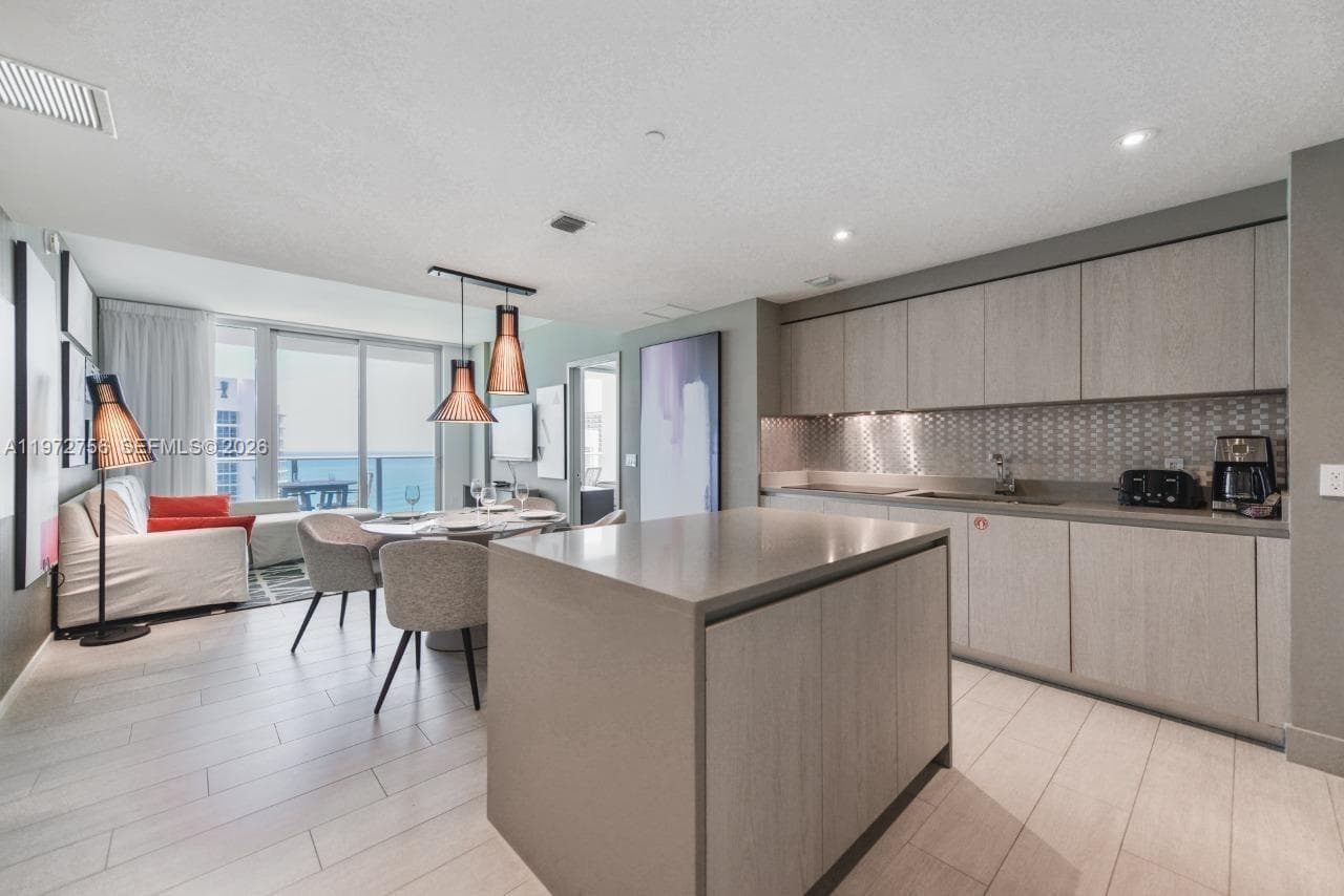 4010 Ocean Dr T4005 photo 16