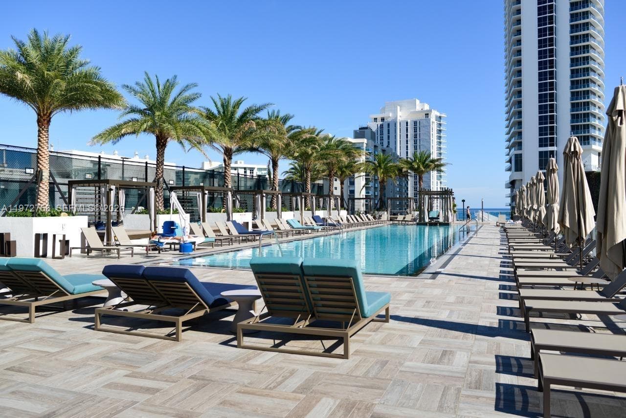 4010 Ocean Dr T4005 photo 15