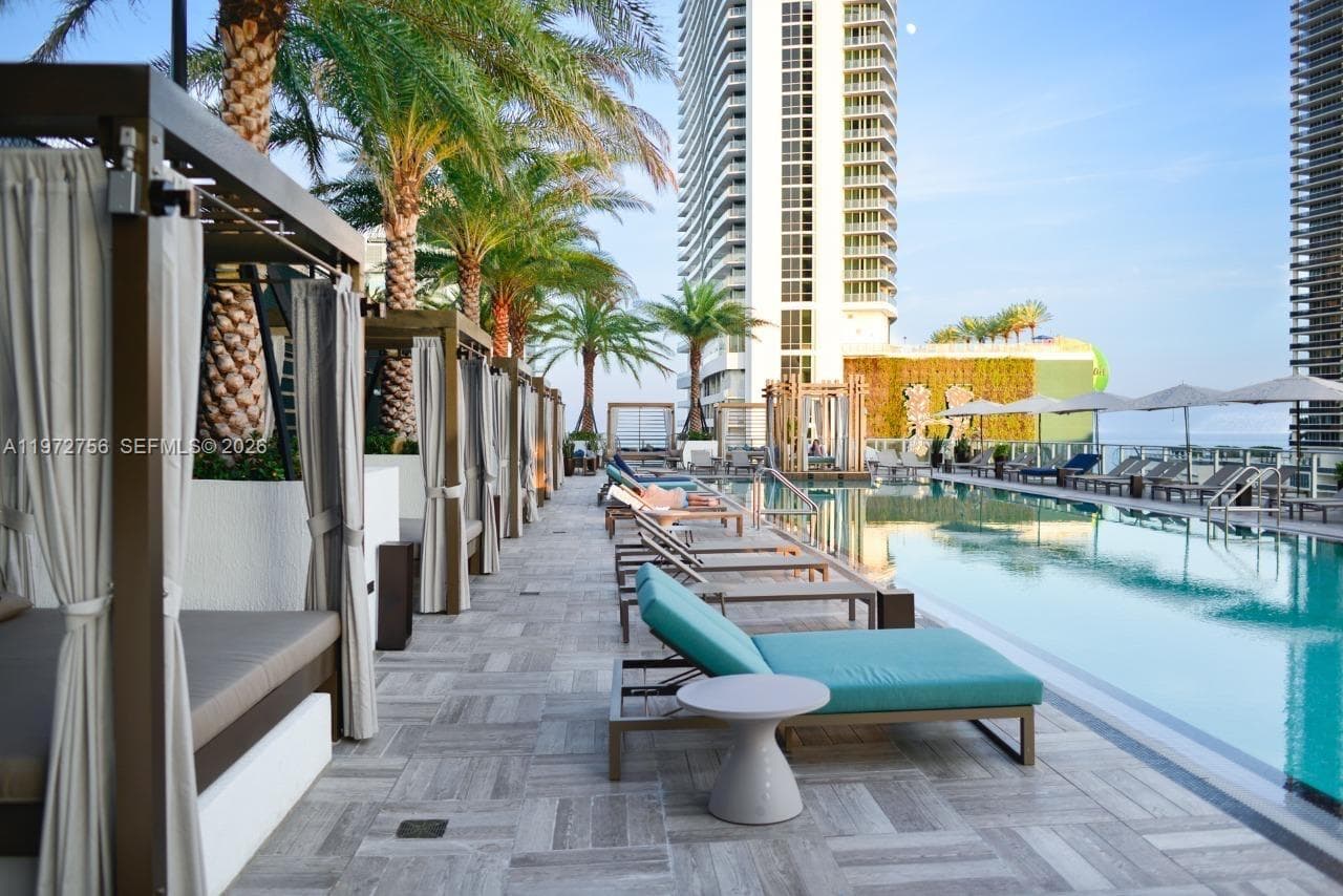 4010 Ocean Dr T4005 photo 19