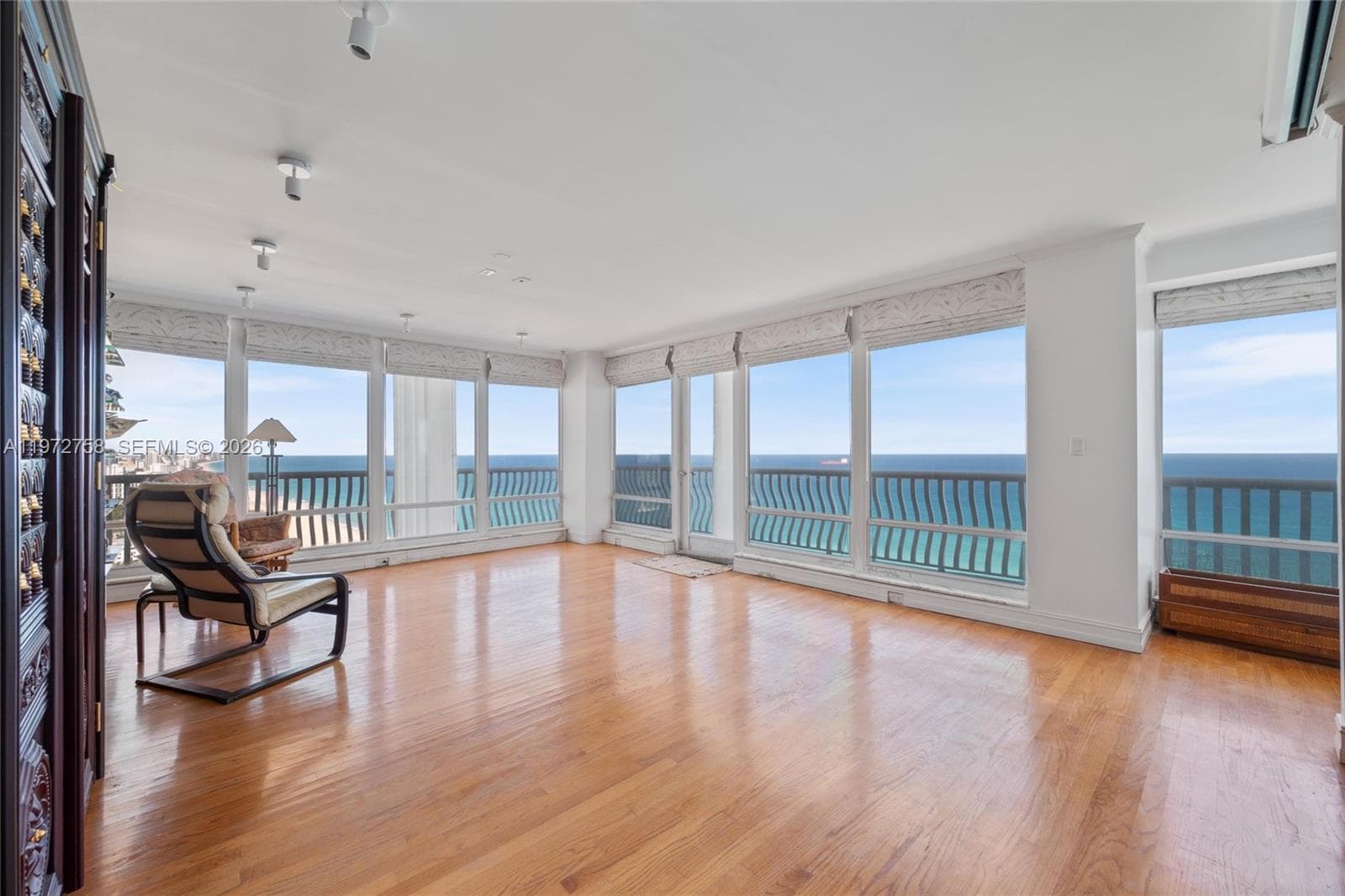 2200 S OCEAN LN 3009-10 photo 12