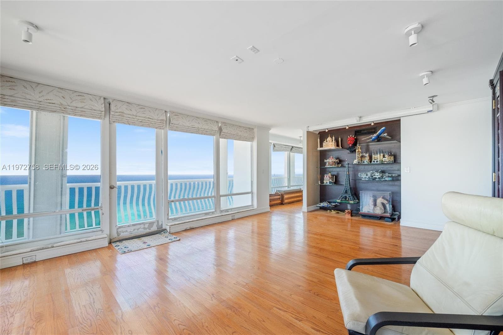 2200 S OCEAN LN 3009-10 photo 14