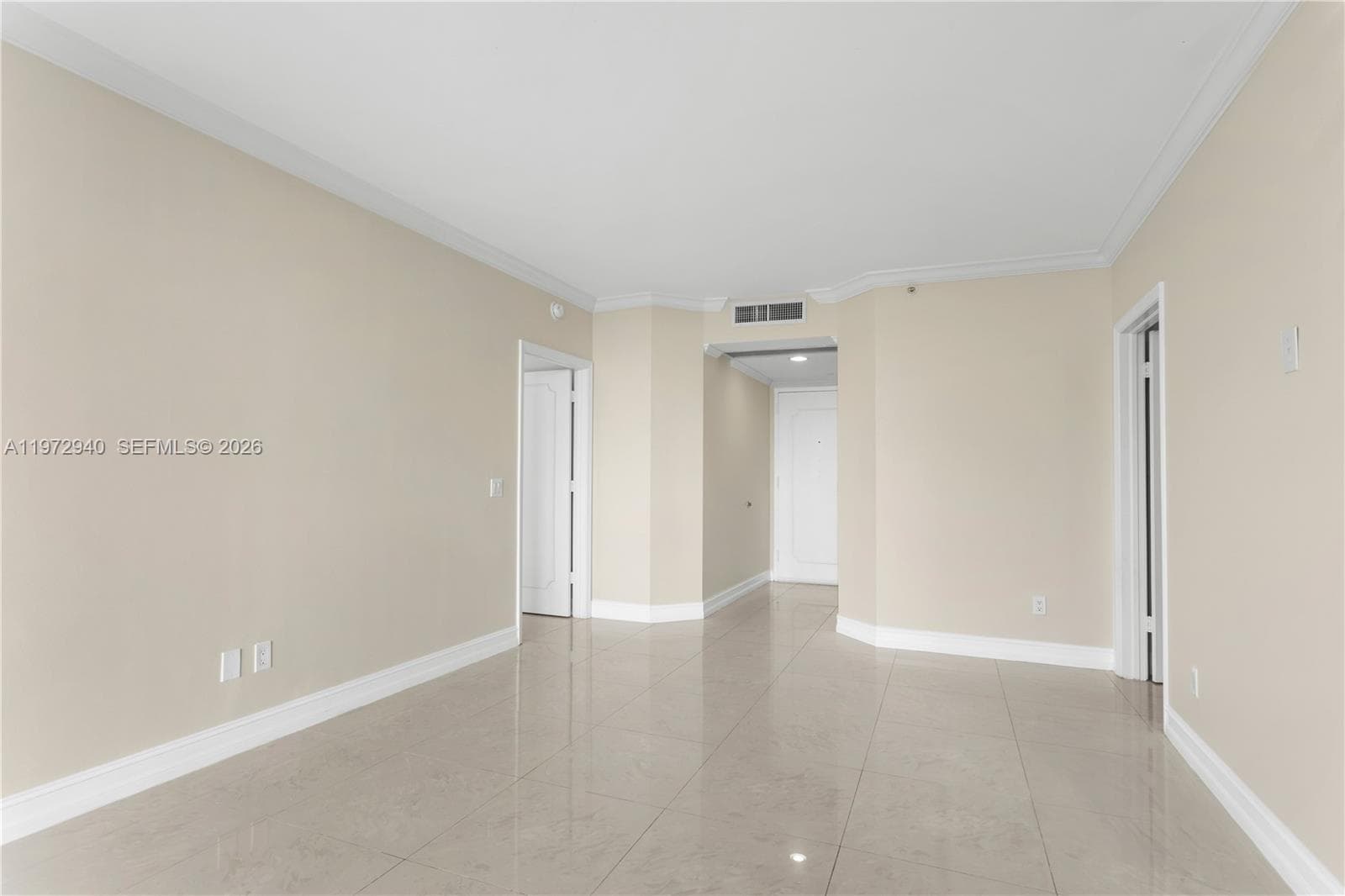 4775 Collins Ave 1006 photo 7