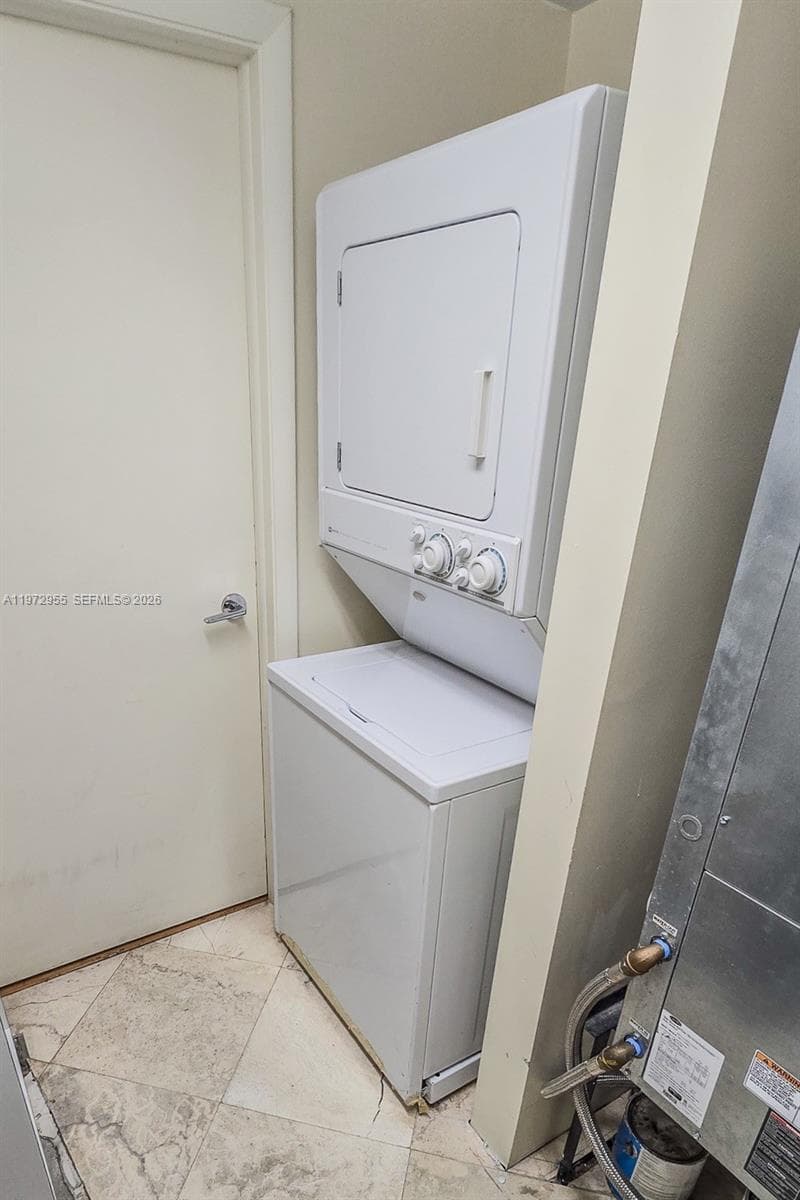 1455 Ocean Dr 1211 photo 13