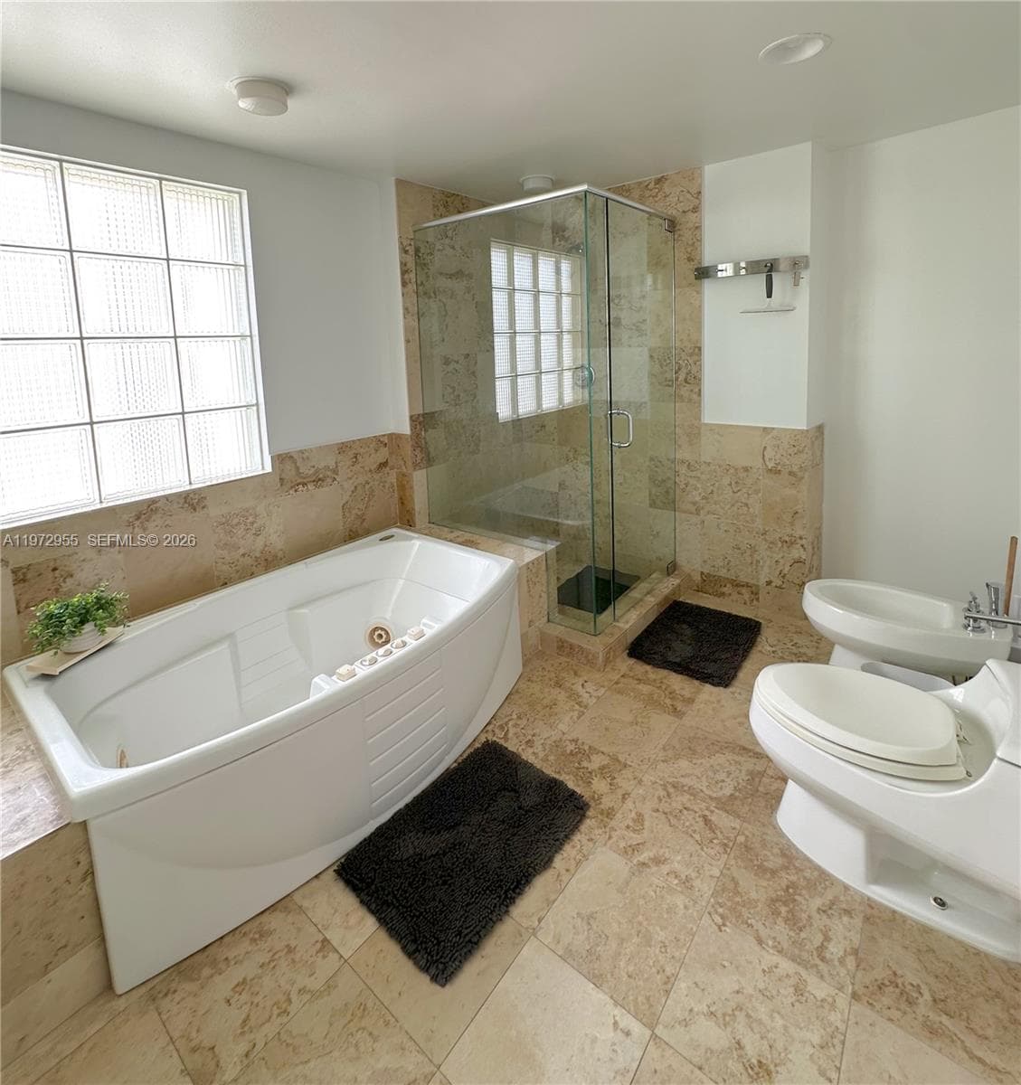 1455 Ocean Dr 1211 photo 9
