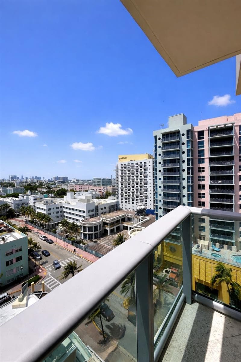 1455 Ocean Dr 1211 photo 14