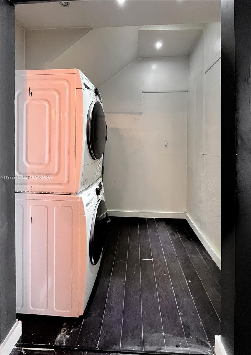 742 12th St 2 photo 11