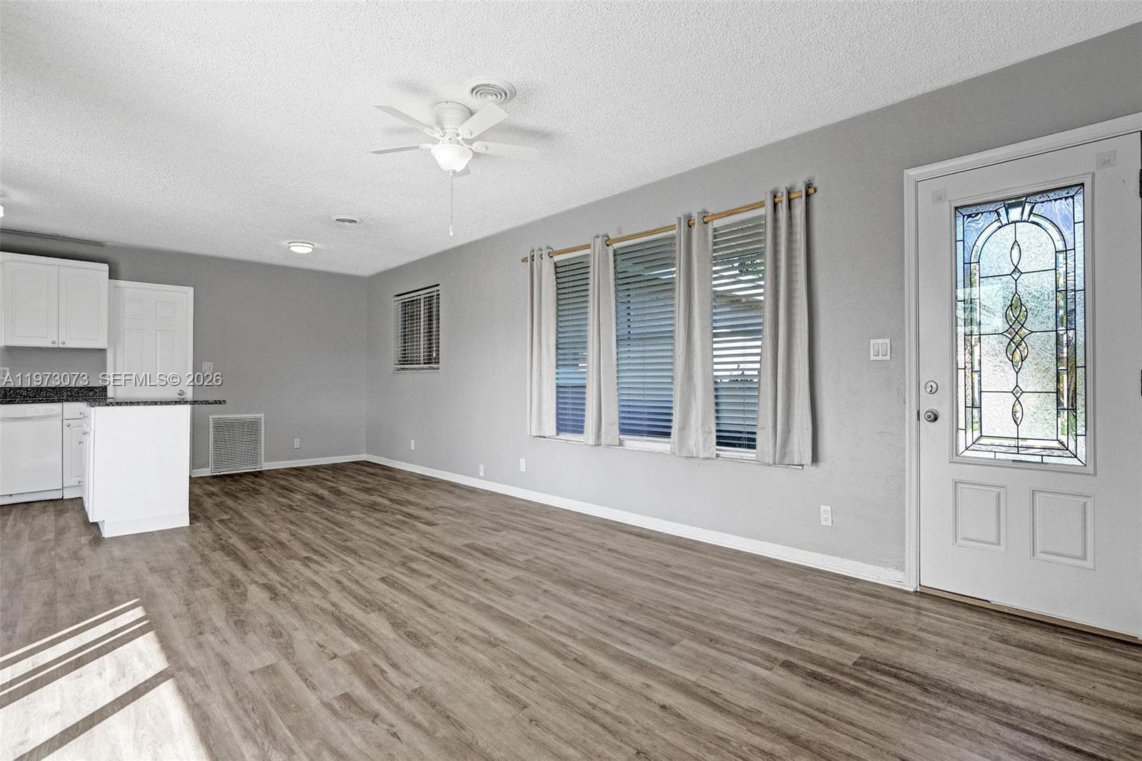 949 10th Ct photo 10