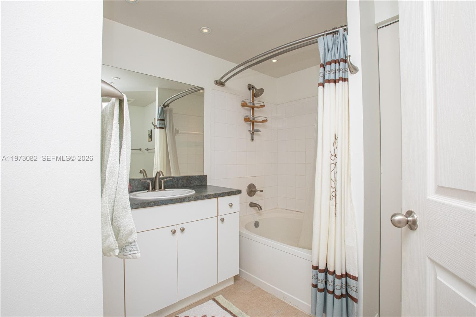 9172 NE Collins Ave 312 photo 16