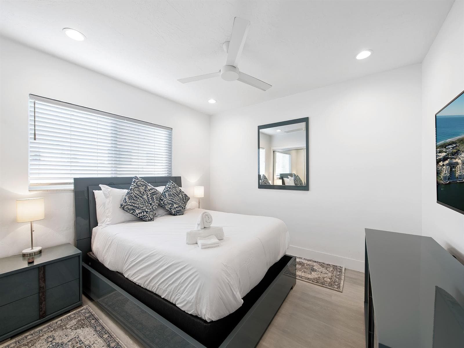 1612 SE 13 photo 14
