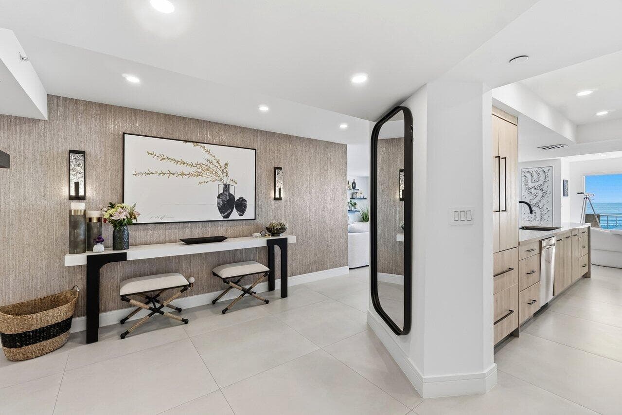 4001 N Ocean Boulevard 907 photo 3