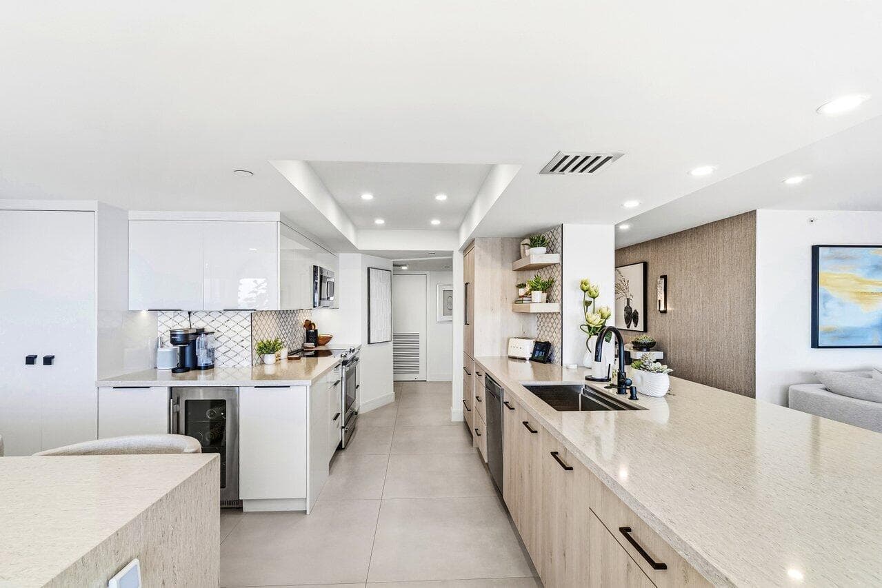 4001 N Ocean Boulevard 907 photo 14