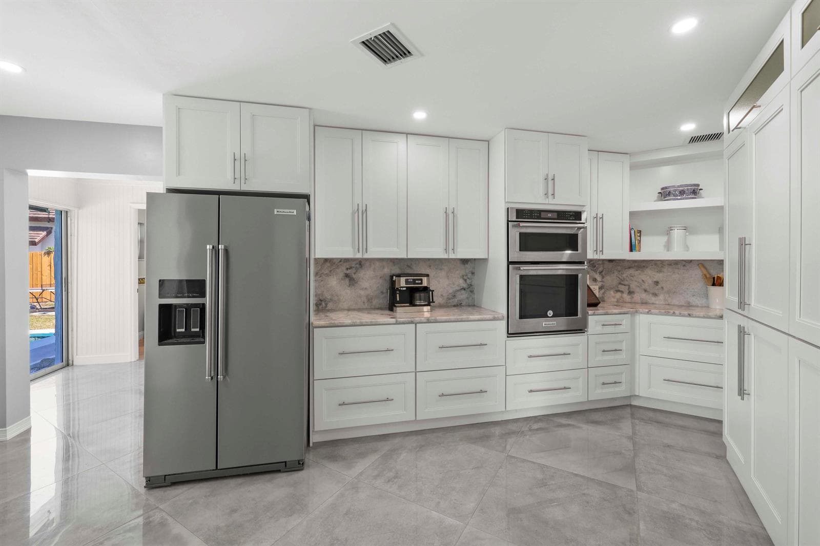 6797 Bayshore Drive photo 11