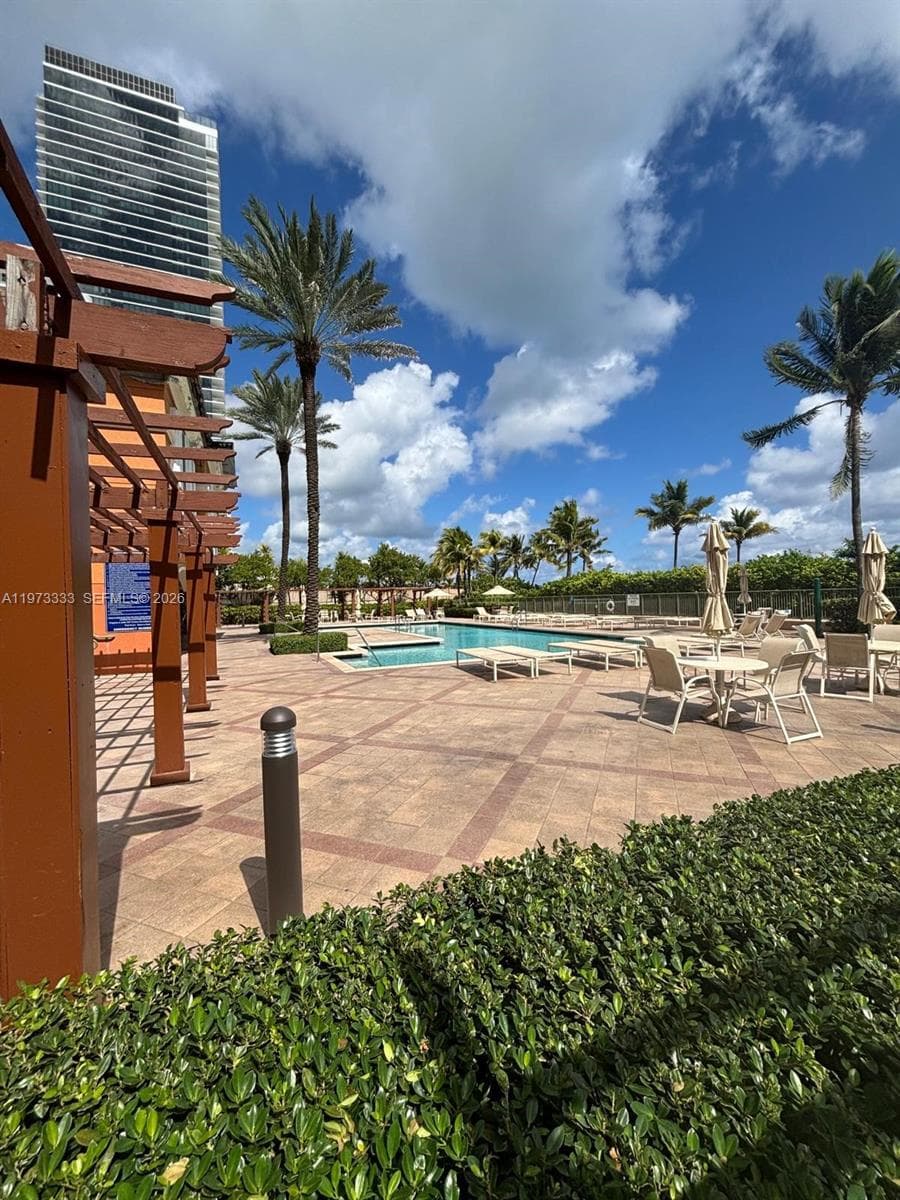 2080 Ocean Dr 308 photo 16