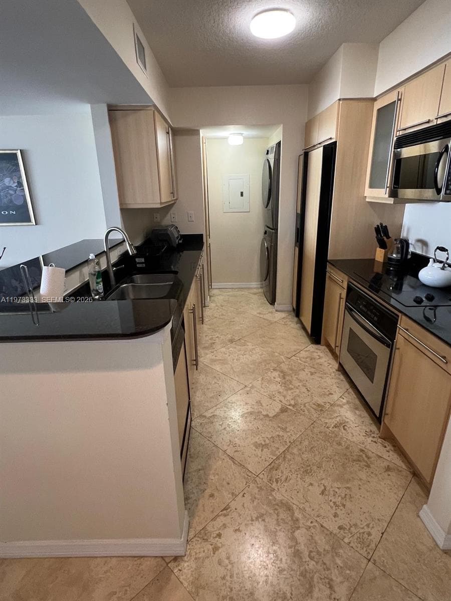 2080 Ocean Dr 308 photo 12