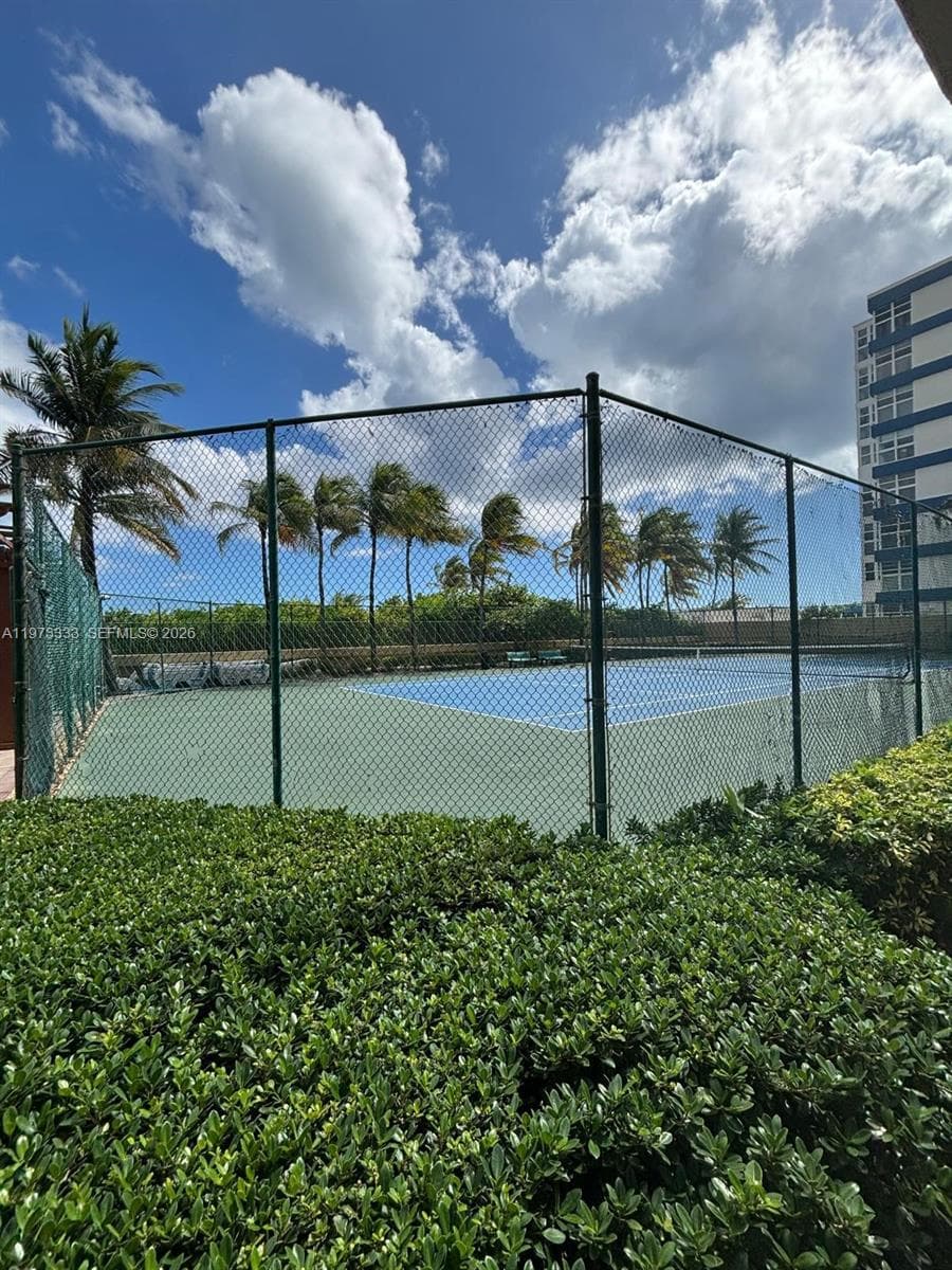 2080 S Ocean Dr 308 photo 5