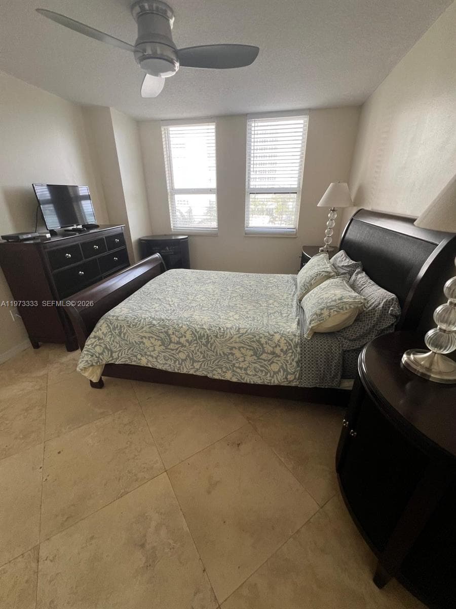 2080 S Ocean Dr 308 photo 14