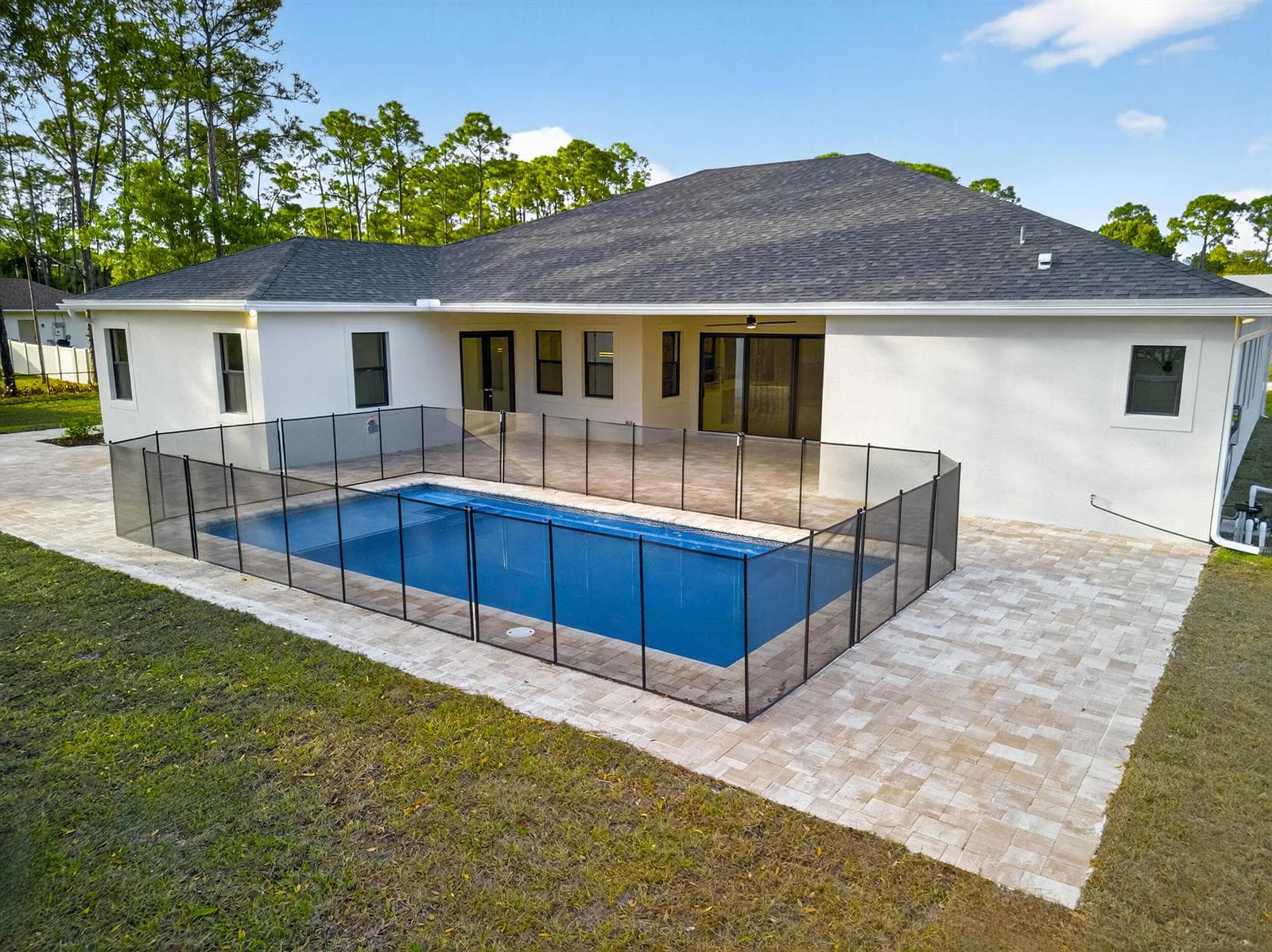14736 69th Street N photo 17
