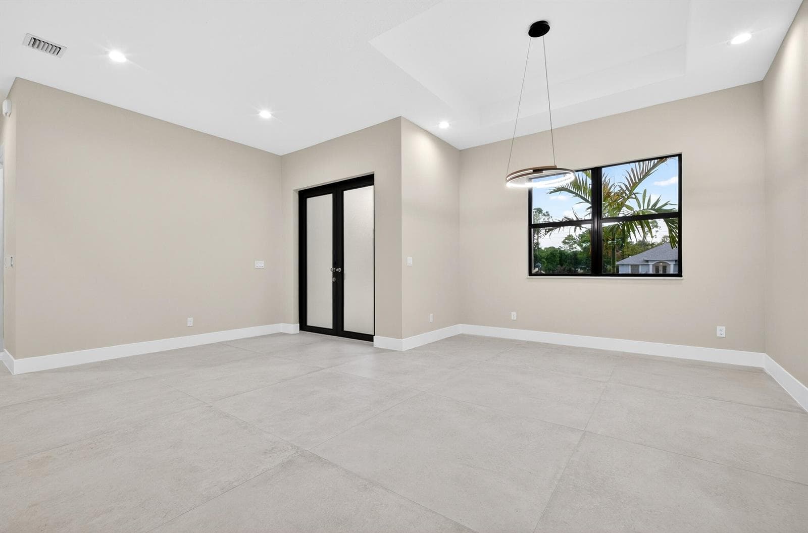 14736 69th Street N photo 22