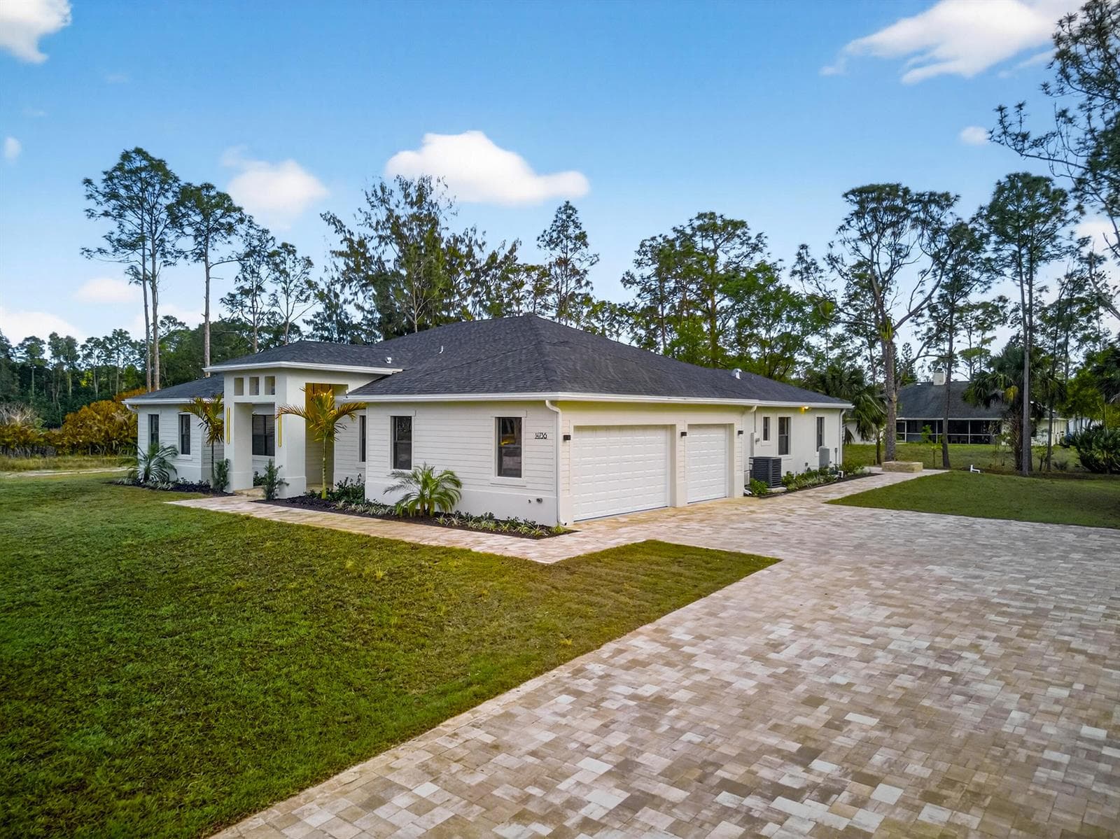 14736 69th Street N photo 3