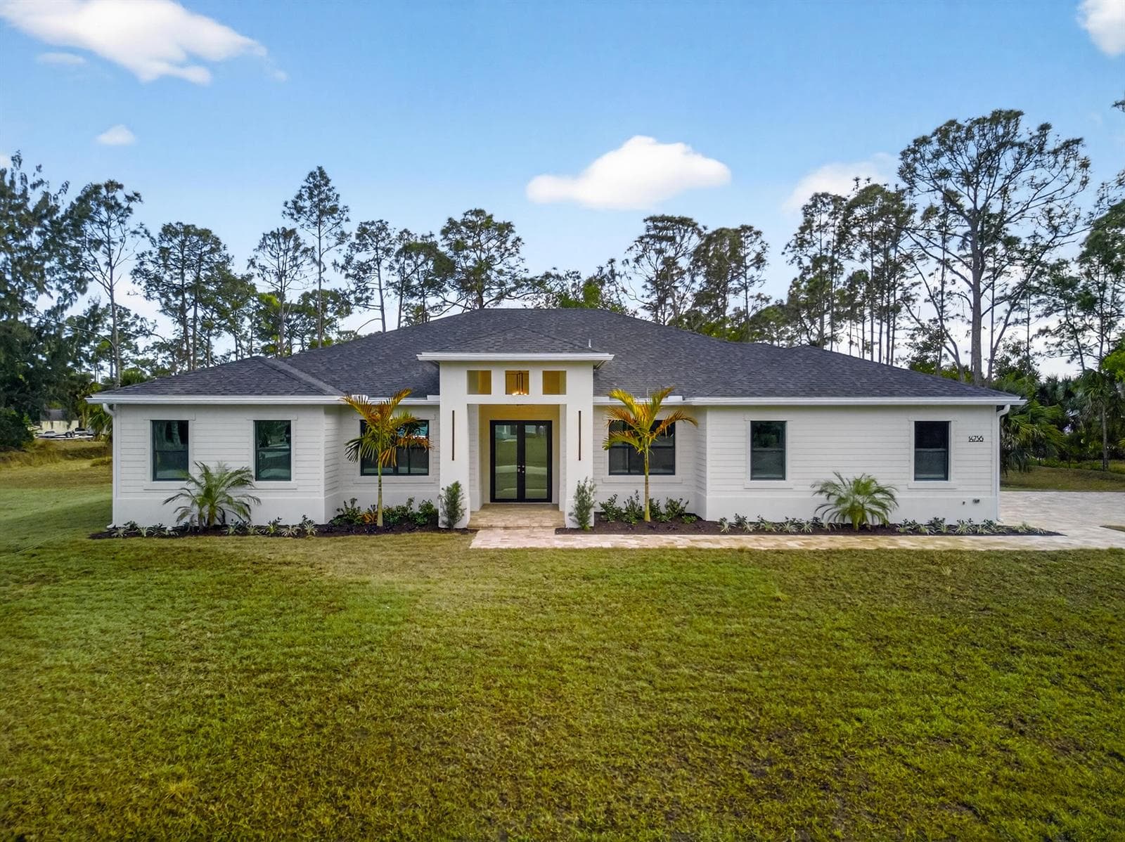14736 69th Street N photo 1