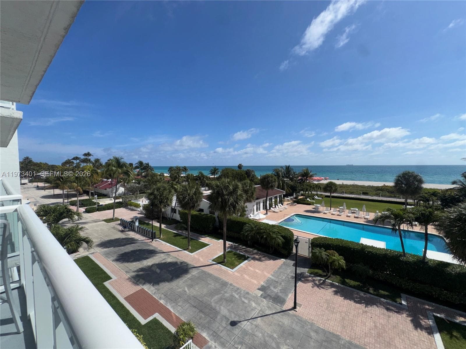 2457 Collins Ave 405 photo 17