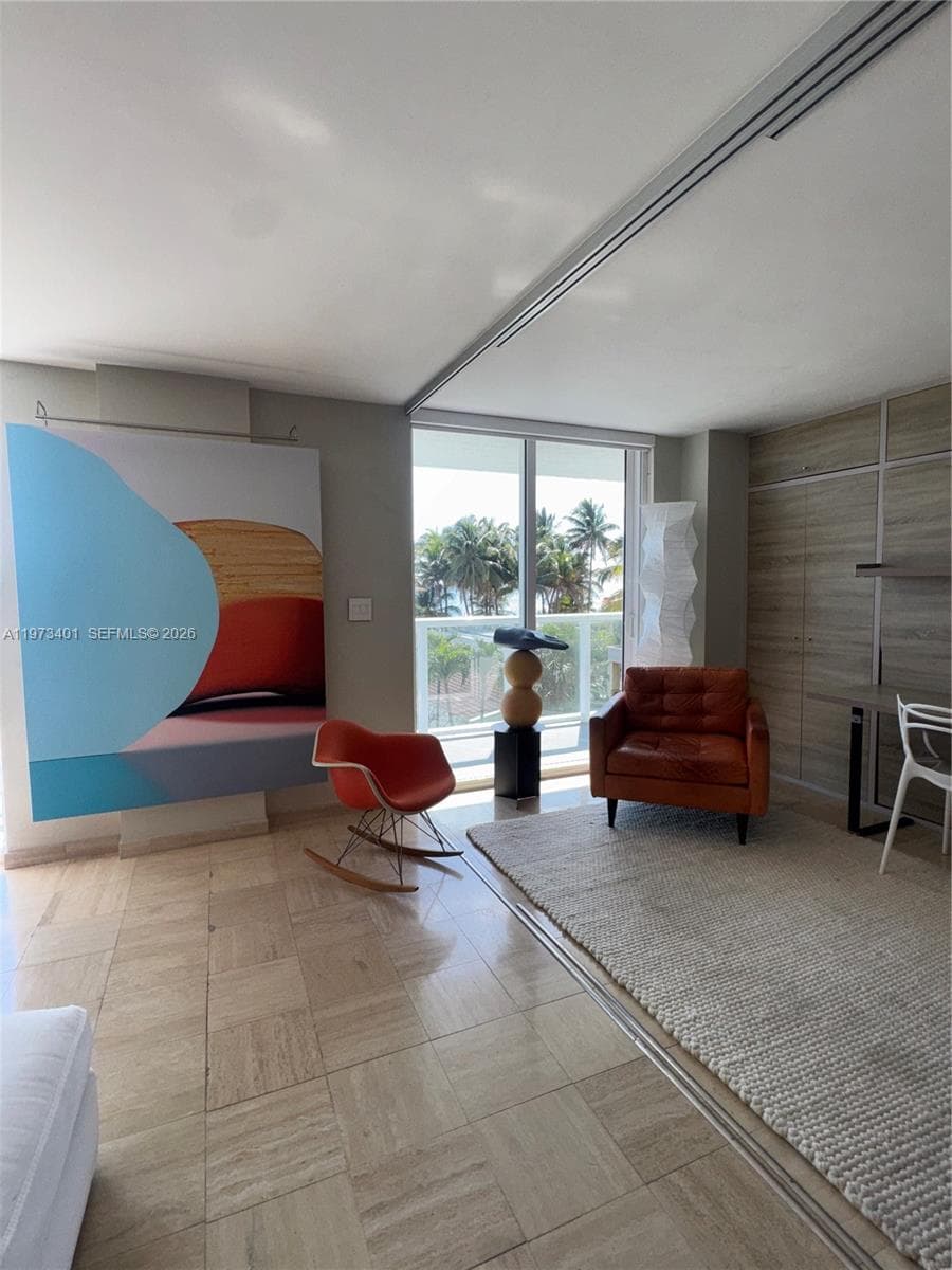 2457 Collins Ave 405 photo 8