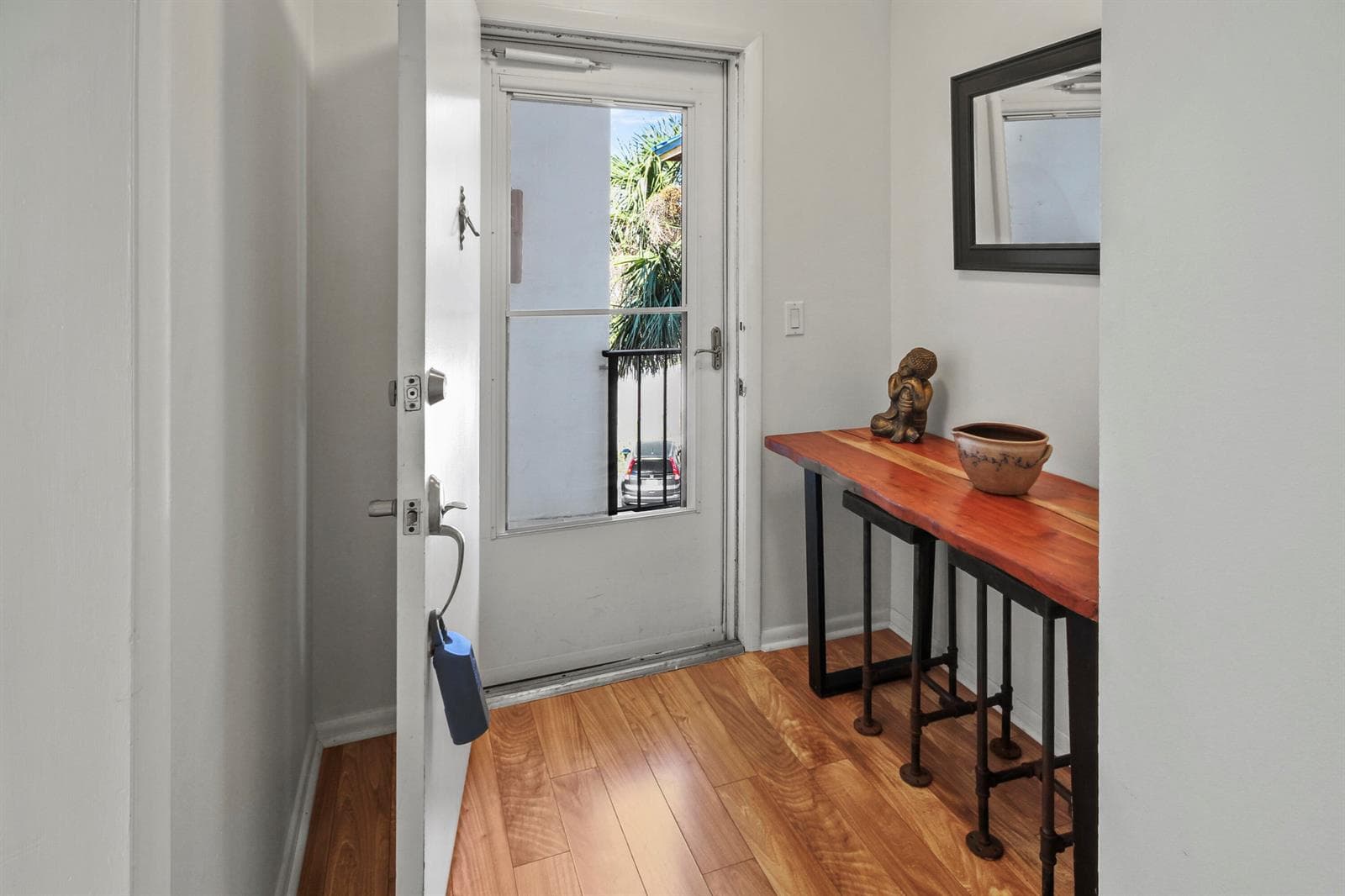 2936 Lake Shore Drive 310 photo 14