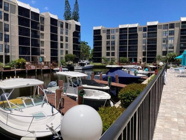 6 Royal Palm Way 310 photo 24