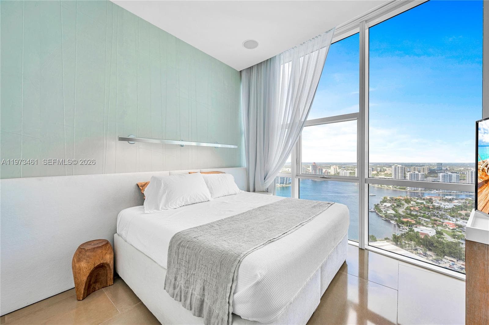 18101 Collins Ave 5509 photo 20