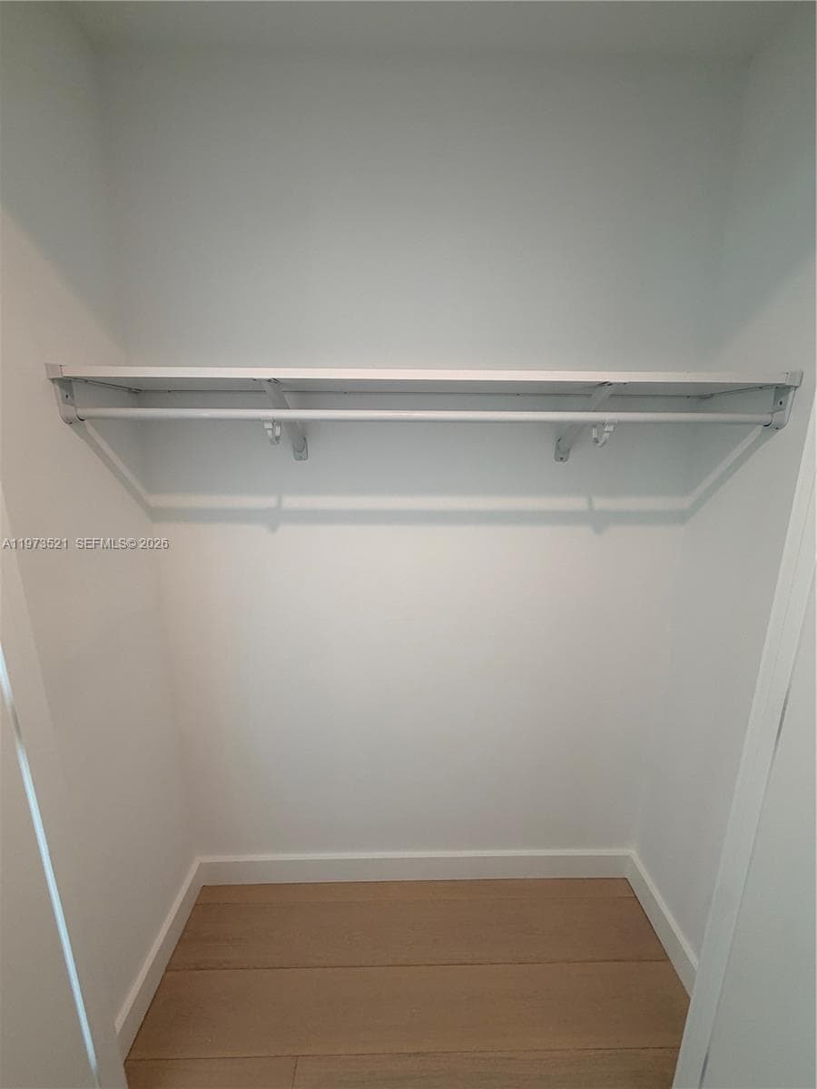 9201 E Bay Harbor Dr 303 photo 17