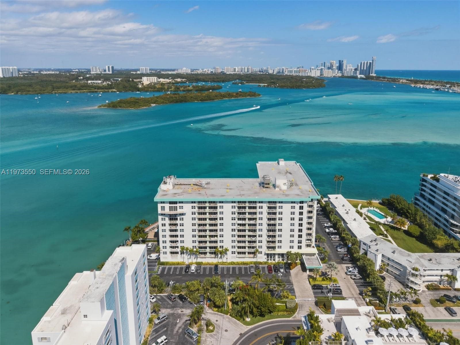 10350 W Bay Harbor Dr PH-H photo 2